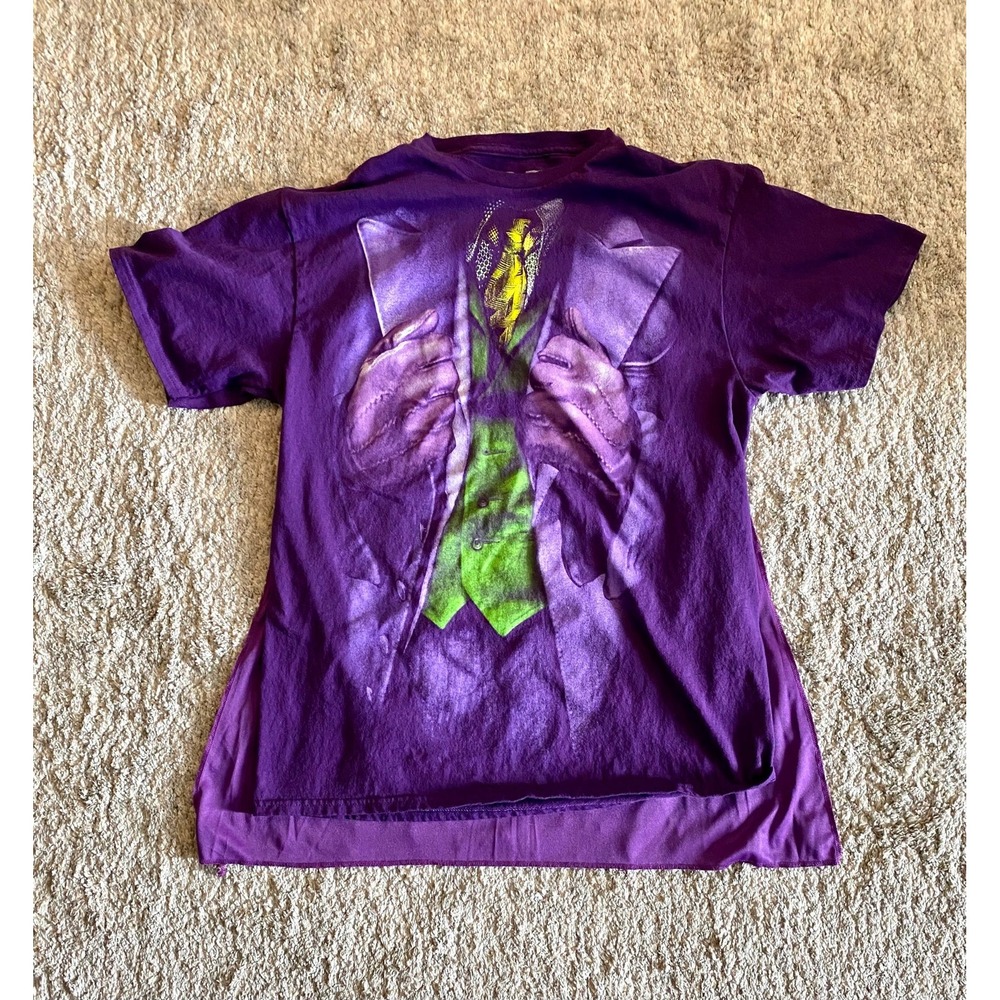 DC Comics Joker T-Shirt with Detachable Cape The Dark Knight Purple Mens Large